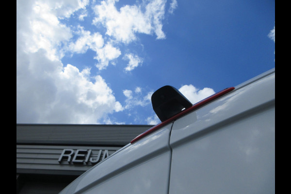 Mercedes-Benz Sprinter 316cdi L2H1 163pk Automaat, Navigatie, Camera, Trekhaak, 3-Zits, PDC, 3500kg ahw.