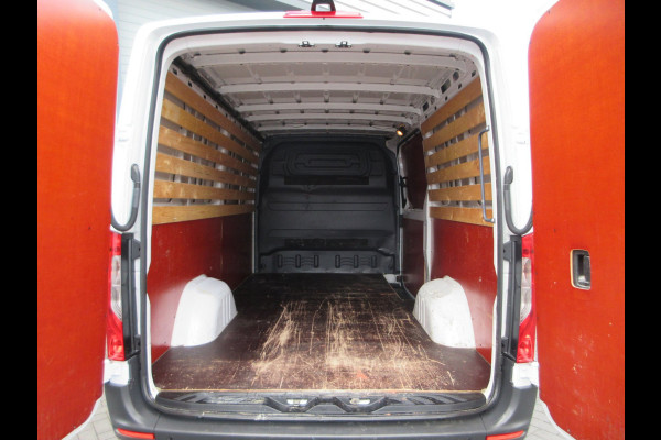 Mercedes-Benz Sprinter 316cdi L2H1 163pk Automaat, Navigatie, Camera, Trekhaak, 3-Zits, PDC, 3500kg ahw.
