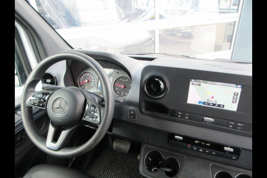 Mercedes-Benz Sprinter 316cdi L2H1 163pk Automaat, Navigatie, Camera, Trekhaak, 3-Zits, PDC, 3500kg ahw.