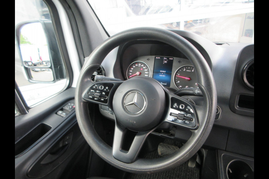 Mercedes-Benz Sprinter 316cdi L2H1 163pk Automaat, Navigatie, Camera, Trekhaak, 3-Zits, PDC, 3500kg ahw.