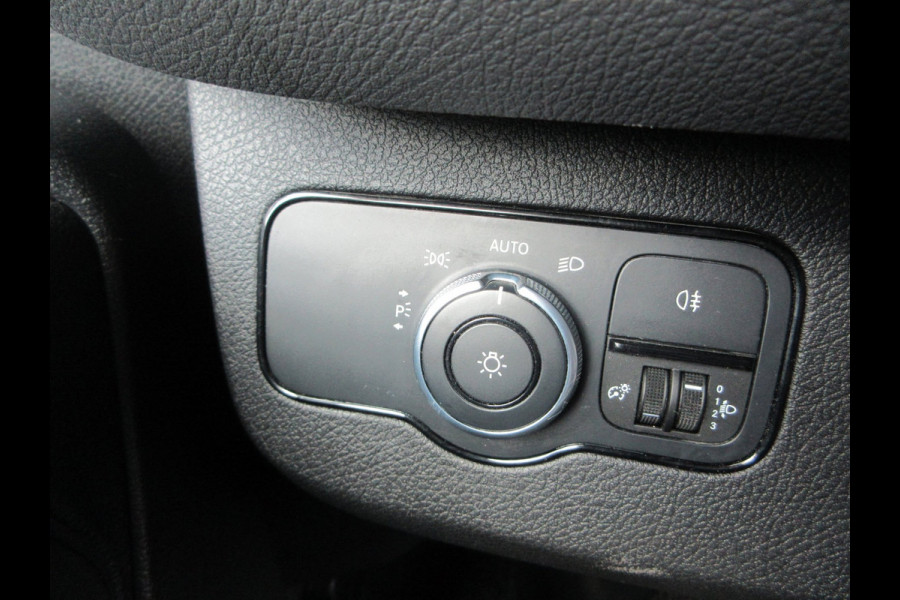 Mercedes-Benz Sprinter 316cdi L2H1 163pk Automaat, Navigatie, Camera, Trekhaak, 3-Zits, PDC, 3500kg ahw.