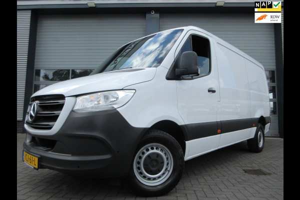 Mercedes-Benz Sprinter 316cdi L2H1 163pk Automaat, Navigatie, Camera, Trekhaak, 3-Zits, PDC, 3500kg ahw.