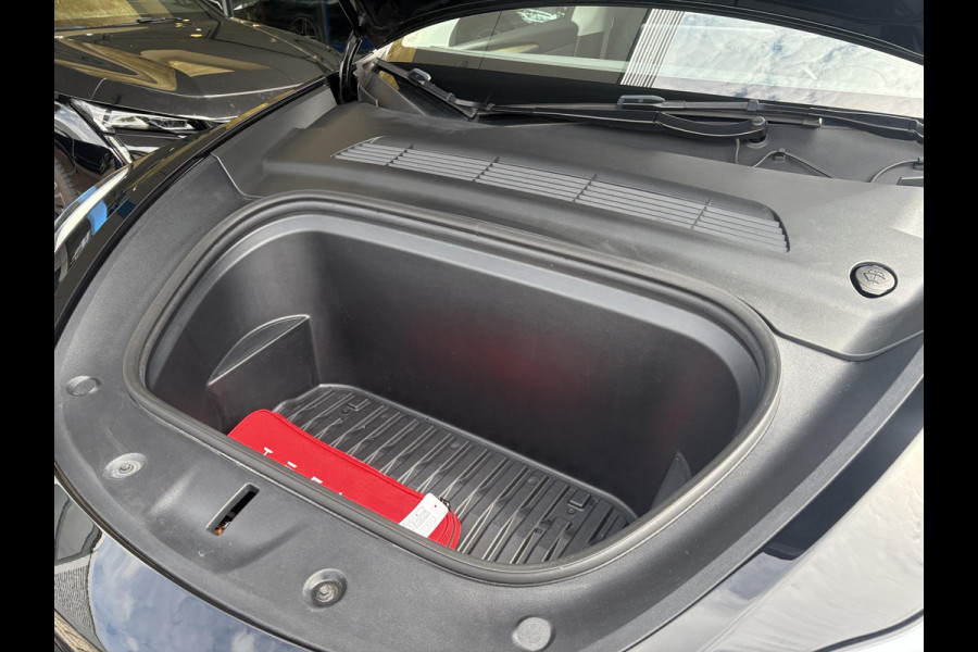 Tesla Model Y RWD 58 kWh | 43.000 KM | SOH 92,8% | AutoPilot | Panoramadak |