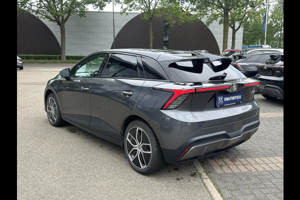MG Mg4 electric Luxury 64 kWh SOH 96% |360 CAMERA| 7 JAAR MG GARANTIE T/M 03-2031| ELEK. STOEL| DODE HOEK SENSOR| STOEL + STUURVERWARMING| ADAPTIVE CRUISE CONTROL
