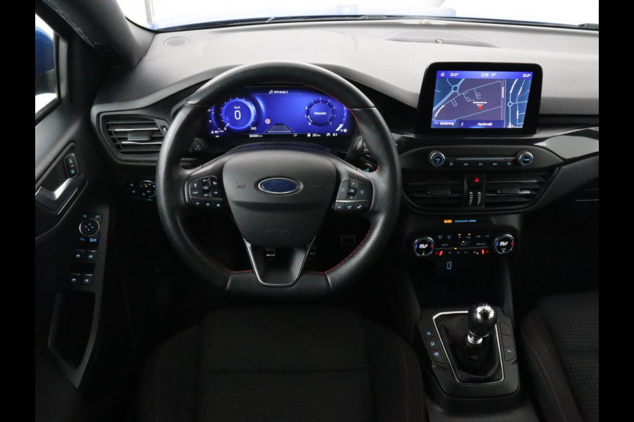 Ford Focus 1.0 EcoBoost Hybrid ST Line X | Stoelverwarming | Trekhaak | Adaptive cruise | B&O Sound | Carplay | Navigatie | Keyless | Camera | Climate control | 17'' | Digital Cockpit | Full LED