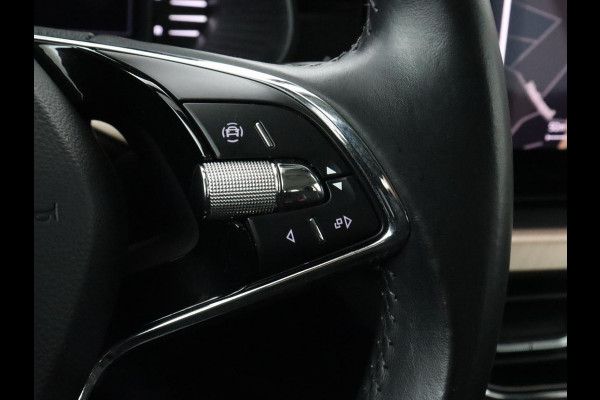 Škoda SCALA 1.0 TSI Business Edition | Stoelverwarming | Virtual Cockpit | Keyless | Carplay | Navigatie | Parkeerhulp | Climate control | Bluetooth | Cruise control