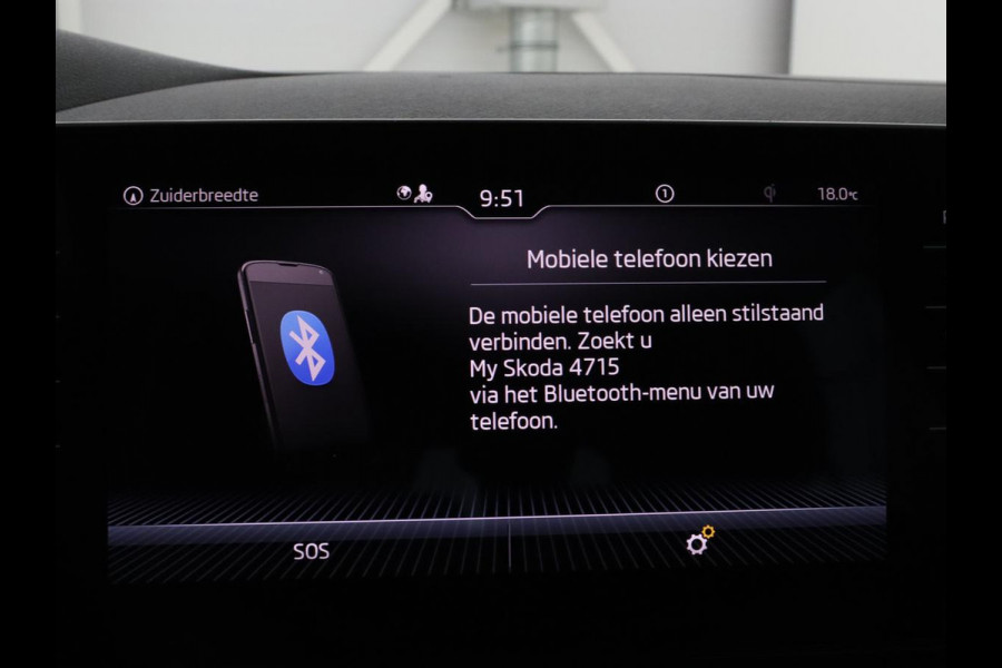 Škoda SCALA 1.0 TSI Business Edition | Stoelverwarming | Virtual Cockpit | Keyless | Carplay | Navigatie | Parkeerhulp | Climate control | Bluetooth | Cruise control