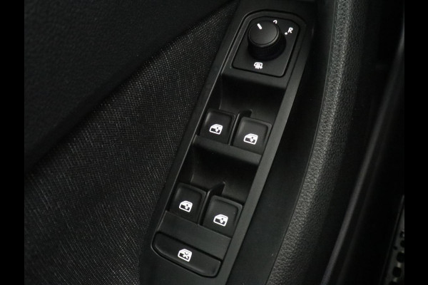 Škoda SCALA 1.0 TSI Business Edition | Stoelverwarming | Virtual Cockpit | Keyless | Carplay | Navigatie | Parkeerhulp | Climate control | Bluetooth | Cruise control