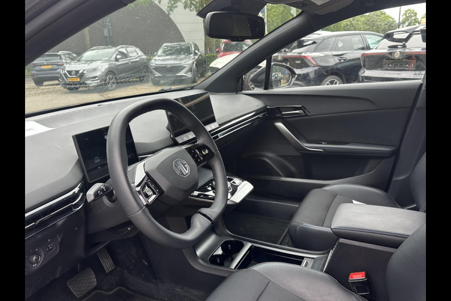 MG Mg4 electric Luxury 64 kWh SOH 97%  |360 CAMERA| 7 JAAR MG GARANTIE T/M 02-2031| ELEK. STOEL| DODE HOEK SENSOR| STOEL + STUURVERWARMING| ADAPTIVE CRUISE CONTROL