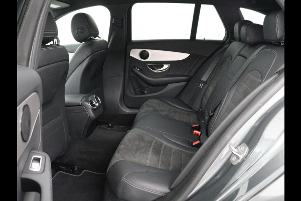 Mercedes-Benz C-Klasse 160 AMG Limited | Stoelverwarming | Leder/Alcantara | Trekhaak | Camera | Park Assist | Navigatie | Digitale Cockpit | Climate control | Cruise control | 18'' | Bluetooth