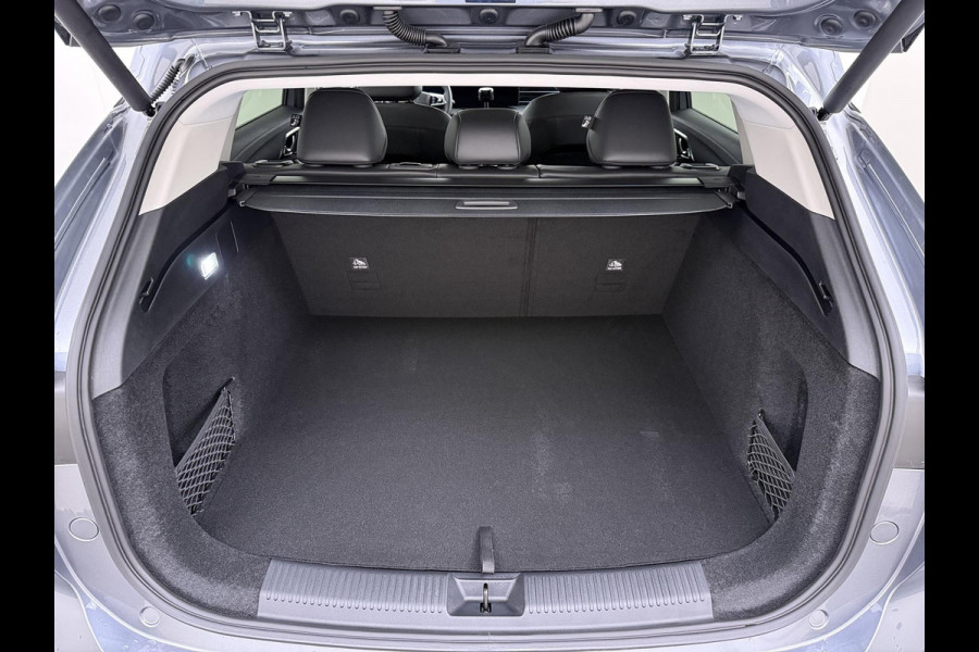 MG EHS 1.5 TGDI Luxury 15KM! NIEUWE AUTO| 360 CAMERA| ELEK. ACHTERKLEP| 7 JAAR MG GARANTIE| APPLE CARPLAY| ANDROID AUTO| STOELVERWARMING| FULL LED| ELEK. STOELEN|