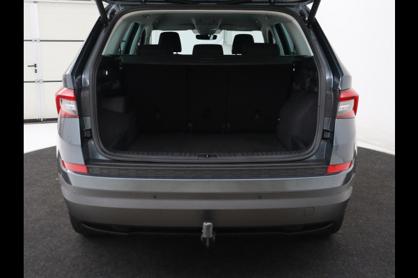 Škoda Kodiaq 2.0 TSI 4x4 Style | Trekhaak | Stoelverwarming | 360 Camera | Adaptive cruise | Carplay | Canton Sound | Navigatie | Park Assist | Sfeerverlichting | Full LED | Memory | Achterbankverwarming