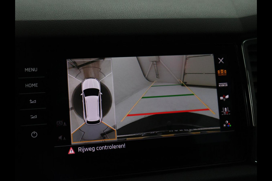 Škoda Kodiaq 2.0 TSI 4x4 Style | Trekhaak | Stoelverwarming | 360 Camera | Adaptive cruise | Carplay | Canton Sound | Navigatie | Park Assist | Sfeerverlichting | Full LED | Memory | Achterbankverwarming