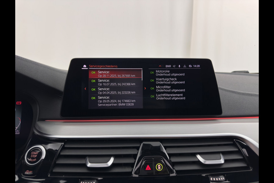 BMW 5 Serie Touring M550d xDrive High Executive M-Sportpack Aut. *PANO | LEATHER | LASER-LED | BLINDSPOT | MEMORY-PACK | HARMAN/KARDON |  DIGI-COCKPIT | AMBIENTLIGHT | SHIFTPADDLES | HEAD-UP | ADAPTIVE-CRUISE | TOWBAR | 19''ALU*