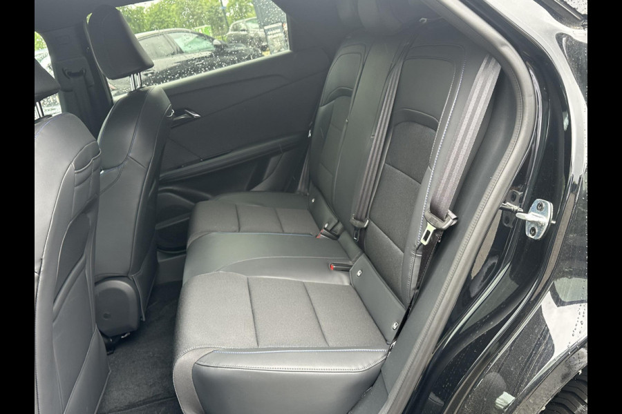 MG Mg4 electric Luxury 64 kWh SOH 95% | 14K KM!! |360 CAMERA| 7 JAAR MG GARANTIE T/M 07-2031| ELEK. STOEL| DODE HOEK SENSOR| STOEL + STUURVERWARMING| ADAPTIVE CRUISE CONTROL