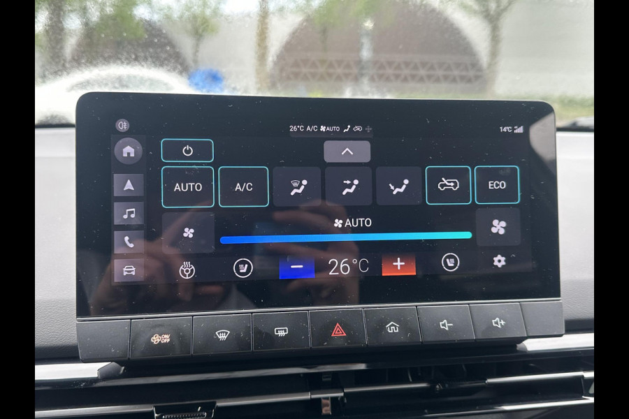 MG Mg4 electric Luxury 64 kWh SOH 95% | 14K KM!! |360 CAMERA| 7 JAAR MG GARANTIE T/M 07-2031| ELEK. STOEL| DODE HOEK SENSOR| STOEL + STUURVERWARMING| ADAPTIVE CRUISE CONTROL