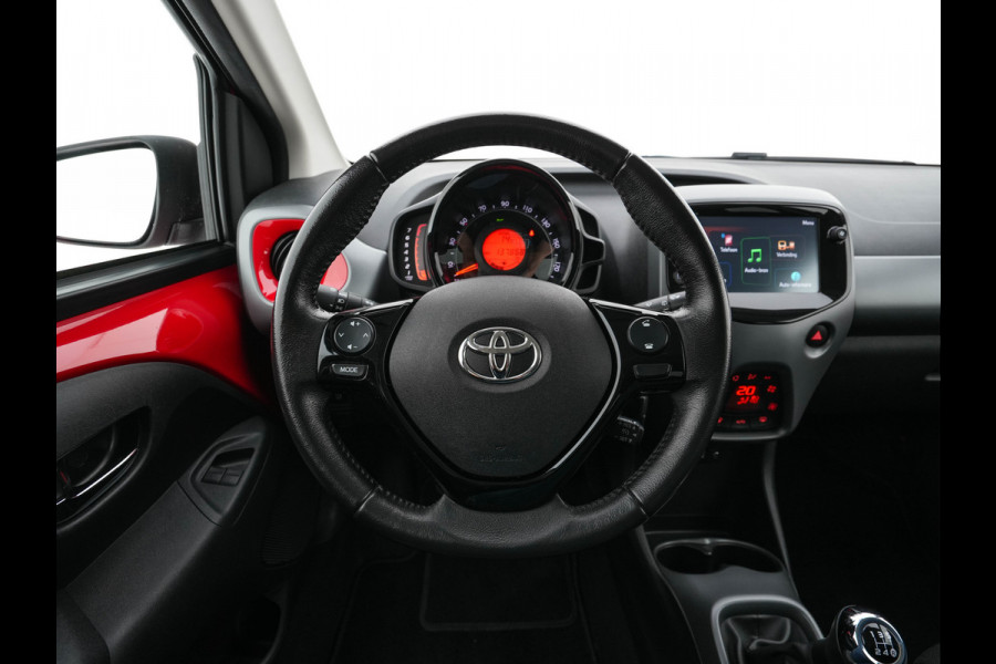 Toyota Aygo 1.0 VVT-i x-cite *AIRCO | CRUISE | CAMERA | CARPLAY | DAB | COMFORT-SEATS | PRIVACY-GLASS*
