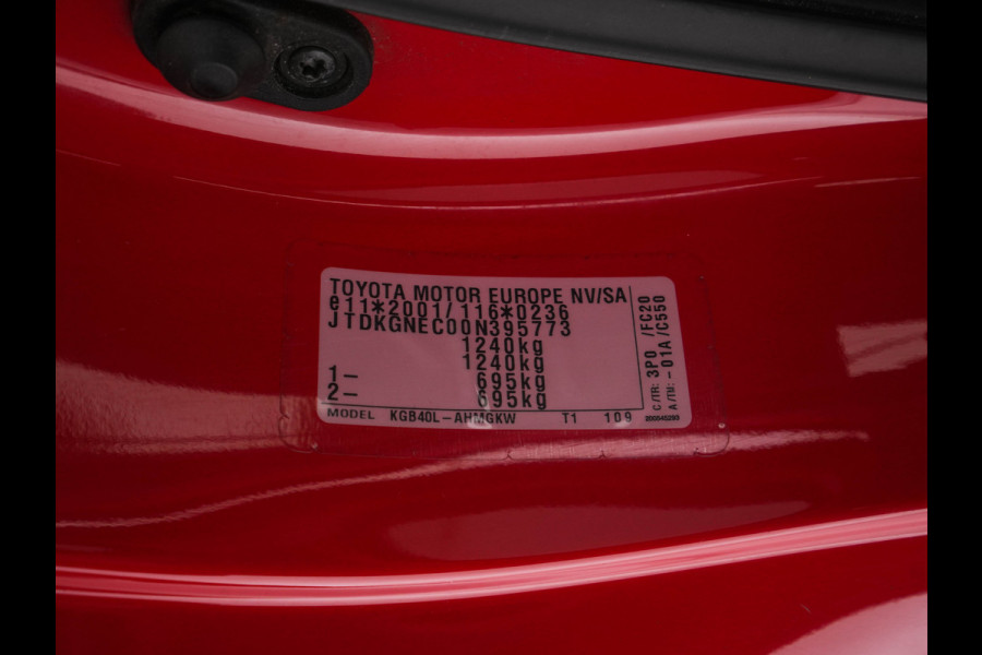 Toyota Aygo 1.0 VVT-i x-cite *AIRCO | CRUISE | CAMERA | CARPLAY | DAB | COMFORT-SEATS | PRIVACY-GLASS*