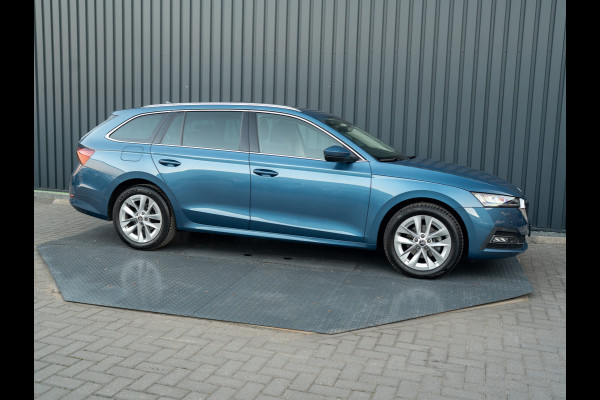 Škoda Octavia Combi 1.0 TSI Business Edition Plus | Panodak | Elk. A. klep | Camera | Adapt. Cr. | Prijs Rijklaar!!