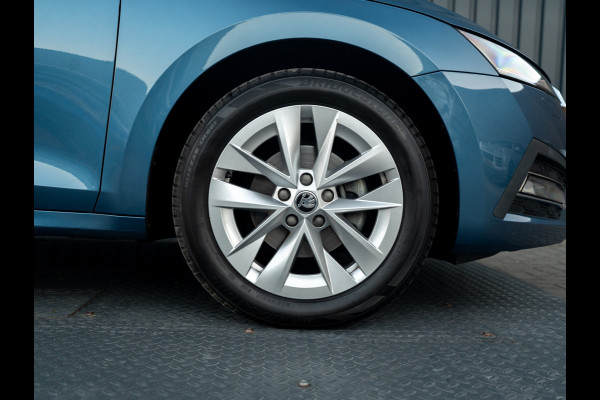 Škoda Octavia Combi 1.0 TSI Business Edition Plus | Panodak | Elk. A. klep | Camera | Adapt. Cr. | Prijs Rijklaar!!