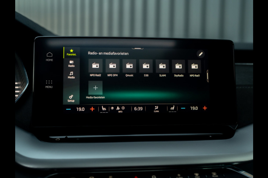 Škoda Octavia Combi 1.0 TSI Business Edition Plus | Panodak | Elk. A. klep | Camera | Adapt. Cr. | Prijs Rijklaar!!