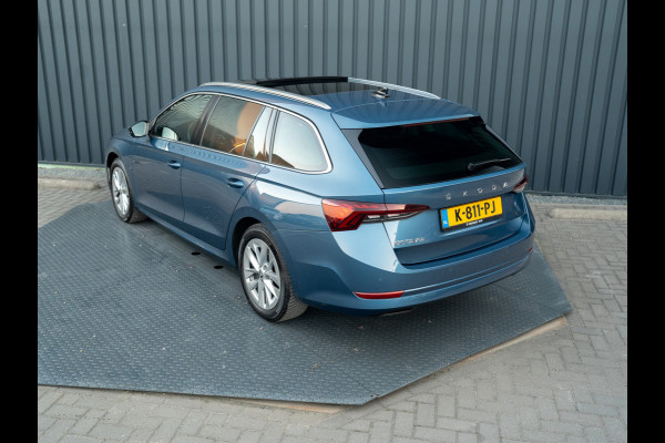 Škoda Octavia Combi 1.0 TSI Business Edition Plus | Panodak | Elk. A. klep | Camera | Adapt. Cr. | Prijs Rijklaar!!