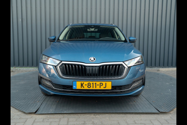 Škoda Octavia Combi 1.0 TSI Business Edition Plus | Panodak | Elk. A. klep | Camera | Adapt. Cr. | Prijs Rijklaar!!