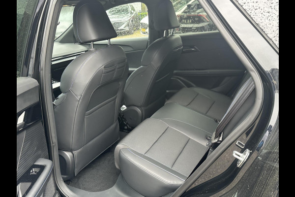 MG Mg4 electric Luxury 64 kWh SOH 95% | 10.000KM! |360 CAMERA| 7 JAAR MG GARANTIE T/M 07-2031| ELEK. STOEL| DODE HOEK SENSOR| STOEL + STUURVERWARMING| ADAPTIVE CRUISE CONTROL