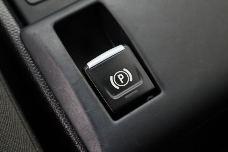 BMW i3 Executive Edition 120Ah 42 kWh Warmtepomp, SOH 93%, Camera, Cruise, Climate, Stoelverwarming, 20''