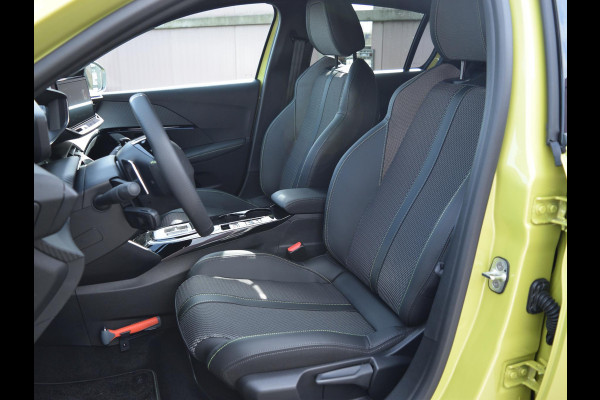 Peugeot 208 1.2 Hybrid 145 e-DCS6 GT 145 PK | ADAPTIVE CRUISE CONTROL | PARKEERSENSOREN MET CAMERA | CLIMATE CONTROL