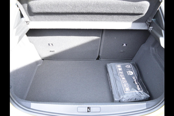 Peugeot 208 1.2 Hybrid 145 e-DCS6 GT 145 PK | ADAPTIVE CRUISE CONTROL | PARKEERSENSOREN MET CAMERA | CLIMATE CONTROL
