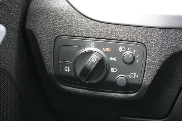 Audi Q2 1.4 TFSI CoD Sport Pro Line 150PK + NAVI / STOELVERWARMING / SENSOREN