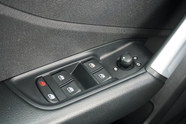 Audi Q2 1.4 TFSI CoD Sport Pro Line 150PK + NAVI / STOELVERWARMING / SENSOREN