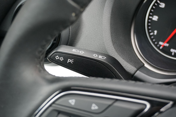 Audi Q2 1.4 TFSI CoD Sport Pro Line 150PK + NAVI / STOELVERWARMING / SENSOREN