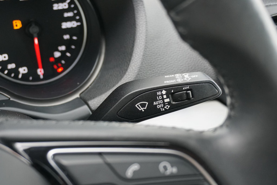 Audi Q2 1.4 TFSI CoD Sport Pro Line 150PK + NAVI / STOELVERWARMING / SENSOREN