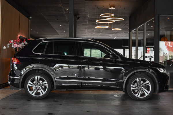 Volkswagen Tiguan 1.4 TSI eHybrid R-Line, Pano, ACC, IQ Lights, Camera, Carplay, Ambient, Dodeh, Stuurverw.!