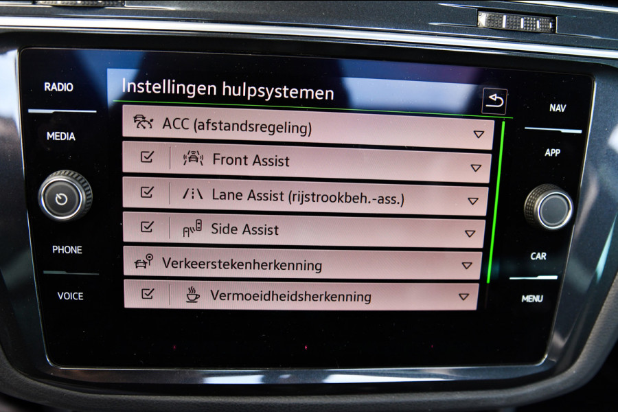 Volkswagen Tiguan 1.4 TSI eHybrid R-Line, Pano, ACC, IQ Lights, Camera, Carplay, Ambient, Dodeh, Stuurverw.!