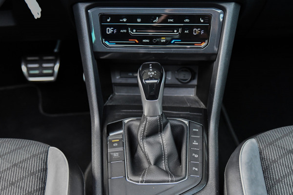Volkswagen Tiguan 1.4 TSI eHybrid R-Line, Pano, ACC, IQ Lights, Camera, Carplay, Ambient, Dodeh, Stuurverw.!