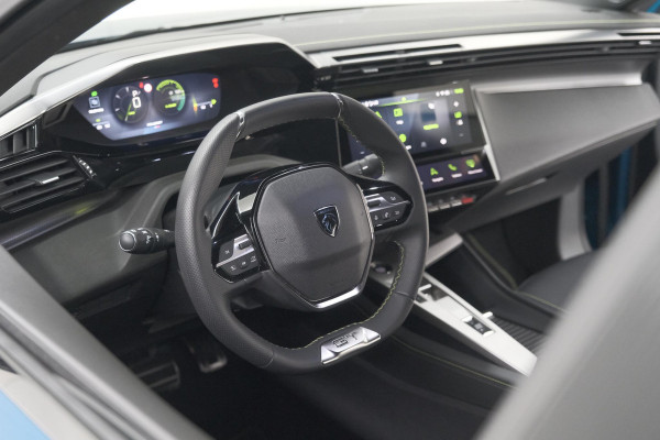Peugeot 408 Hybrid 145 e-DCS6 GT | 360 Camera | Alcantara Pakket | Adaptieve Cruise Control | Elektrische Kofferklep