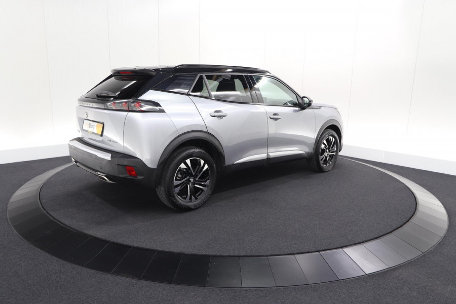 Peugeot 2008 PureTech 130 GT-Line | Camera | Adaptieve Cruise Control | Navigatie | Climate Control