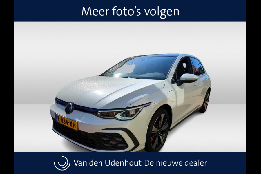 Volkswagen Golf GTE 1.4 eHybrid 245pk PHEV | Panorama | IQ.Light | Camera | Stoelverw.
