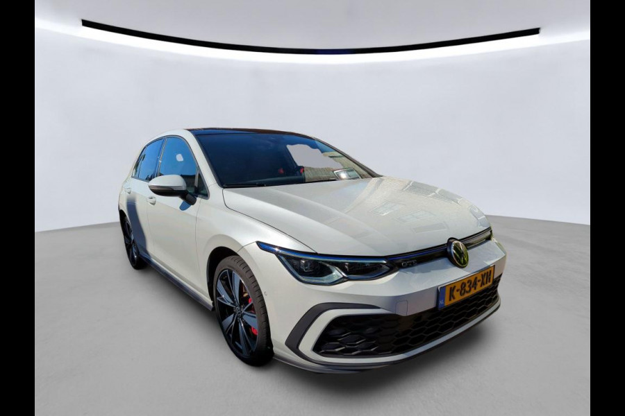 Volkswagen Golf GTE 1.4 eHybrid 245pk PHEV | Panorama | IQ.Light | Camera | Stoelverw.