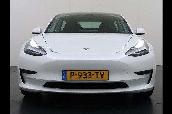 Tesla Model 3 Standard RWD Plus LFP Accu SOH 90,5% Warmtepomp Lmv 19" Elek.Achterklep Leder Panoramadak Navi Ecc Camera's Navi Ecc Pdc Traffic Aware Cruise + Aut.Sturen Lmv Led Elek.Stoelen+Memory+Verwarmd Dealeronderhouden Origineel Nederlandse Auto Garantie op Accu en Motor tot 21-6-2030/160.000km