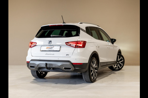 Seat Arona 1.0 TSI FR Business Connect / 110pk / Trekhaak / Dodehoek herkenning / Stoelverwarming /