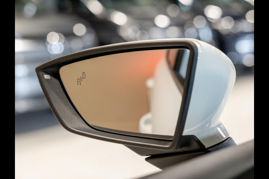 Seat Arona 1.0 TSI FR Business Connect / 110pk / Trekhaak / Dodehoek herkenning / Stoelverwarming /