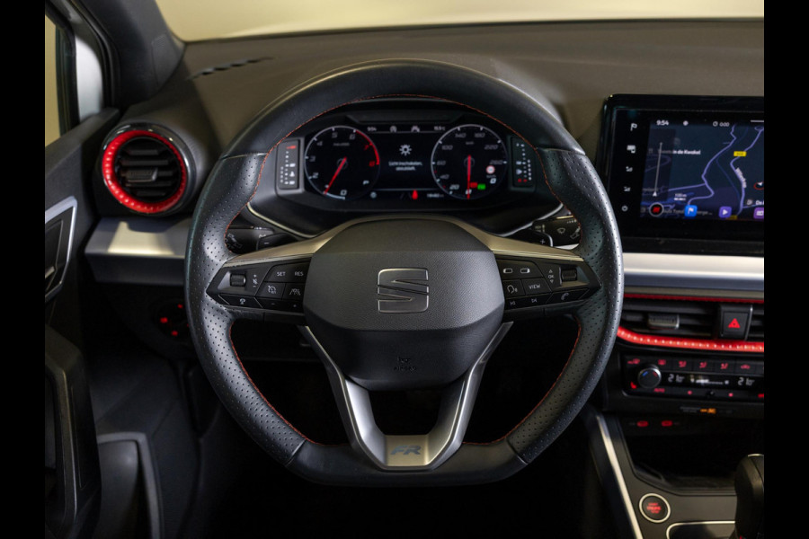Seat Arona 1.0 TSI FR Business Connect / 110pk / Trekhaak / Dodehoek herkenning / Stoelverwarming /