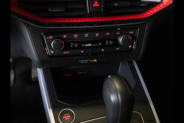 Seat Arona 1.0 TSI FR Business Connect / 110pk / Trekhaak / Dodehoek herkenning / Stoelverwarming /