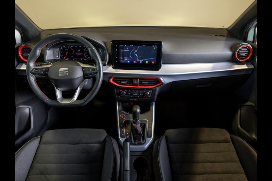 Seat Arona 1.0 TSI FR Business Connect / 110pk / Trekhaak / Dodehoek herkenning / Stoelverwarming /