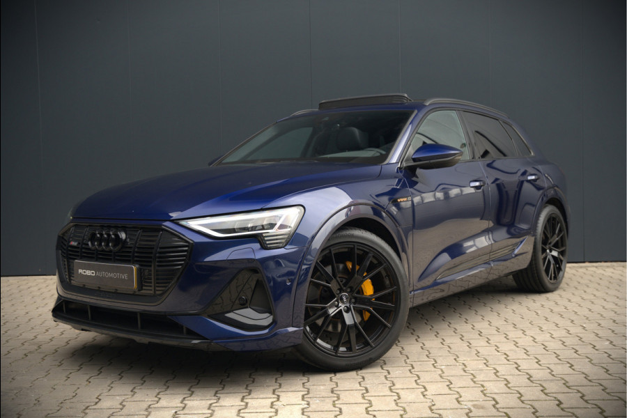 Audi e-tron e-tron 50 quattro Launch edition Black 71 kWh S-Line | Panoramadak | Stoelverwarming | Adaptive Cruise Control | Memory Seat | Parkeersensoren | Keyless | Apple Carplay | SOH 89,22%