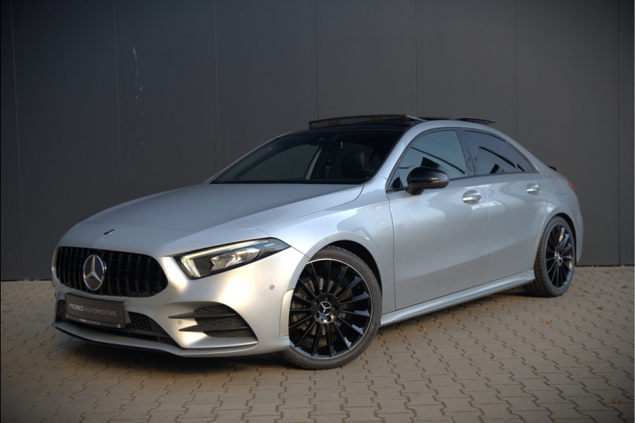 Mercedes-Benz A-Klasse 180 Business Solution AMG | Panoramadak | Stoelverwarming | Camera | Navigatie | Apple Carplay | Keyless | Cruise Control | DAB |